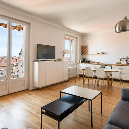 Zola Apartmán
